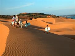 Red sand dunes 02