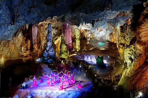Thien Duong (paradise) cave 08