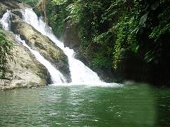 Vườn quốc gia Xuân Sơn - thác nước hoang sơ