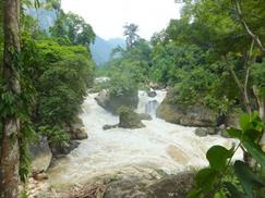 Dau Dang waterfall - Ba Be national park
