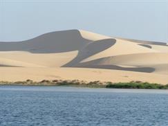 White sand dunes 01