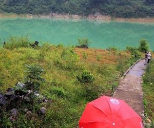 Hồ Thang Hen - dạo bộ ngắm cảnh