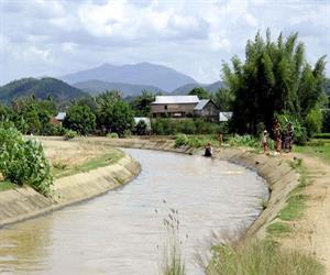 Hồ Ayun Hạ - dòng kênh uốn lượn qua bản làng