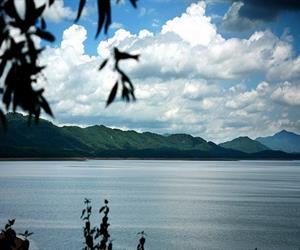 Hồ Kẻ Gỗ mang vẻ đẹp trữ tình