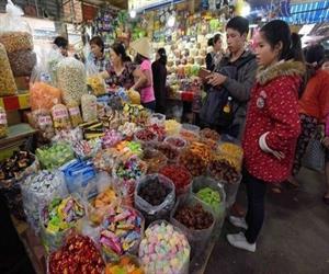 Chợ Đông Ba - mứt Huế níu chân du khách