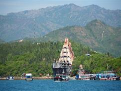 Hòn Miễu Nha Trang - chiếc tàu thủy cung