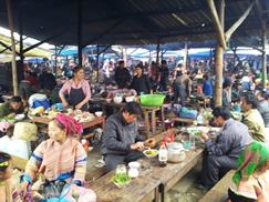 Chợ phiên Bắc Hà - khu ẩm thực với nhiều món ngon
