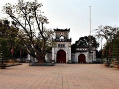 Đền Trần Nam Định - cổng tam quan