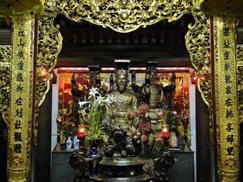 Đền Trần Nam Định - tượng thờ vua trần