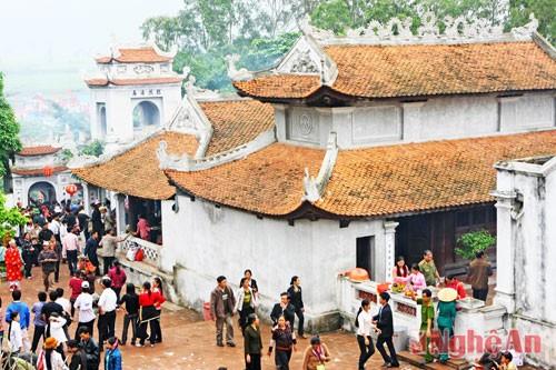 Đền Cuông Nghệ An với kiến trúc cổ kính