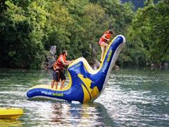 Sông Chày Hang Tối - các trò chơi thể thao dưới nước