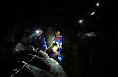 Hang Toi cave 06