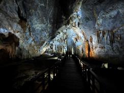 Thien Duong (paradise) cave 02