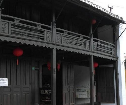 Nhà cổ Phùng Hưng