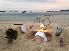 Đảo Cô Tô - tổ chức tiệc trên bãi biển