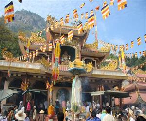 Núi Bà Đen - lễ hội chùa Bà Tây Ninh