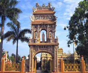 Chùa Vĩnh Tràng - cổng tam quan