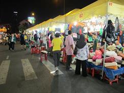 Chợ đêm Bến Thành hấp dẫn du khách