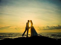 Bãi biển Hồ Cốc là điểm chụp ảnh cưới nổi tiếng