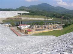 Hồ Thác Bà - công trình thủy điện