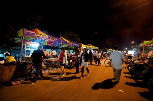 Dinh Cau Night Market Phu Quoc