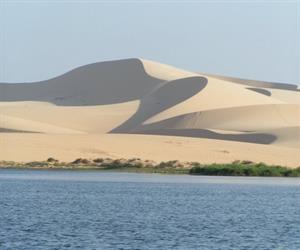 White sand dunes Mui Ne
