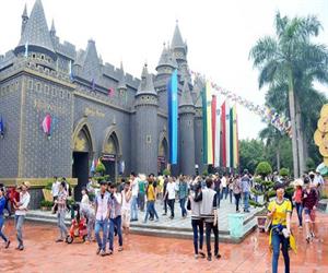 Lâu đài phép thuật Suối Tiên